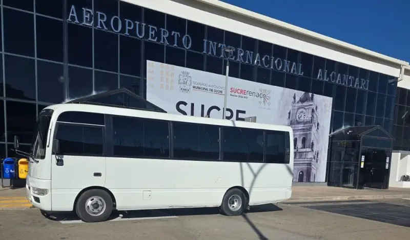 Minibús de 20 pasajeros