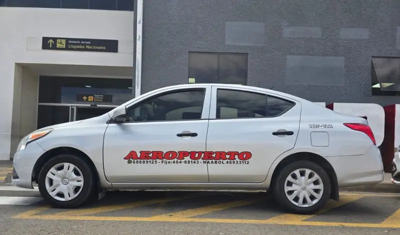 Taxi Ejecutivo de 4 pasajeros